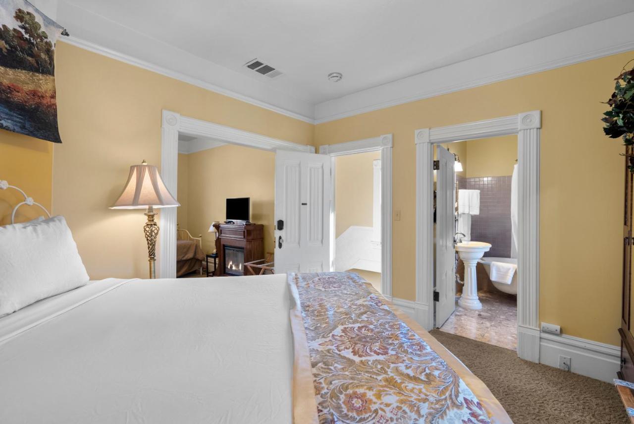Hennessey House Bed And Breakfast Napa Exterior photo
