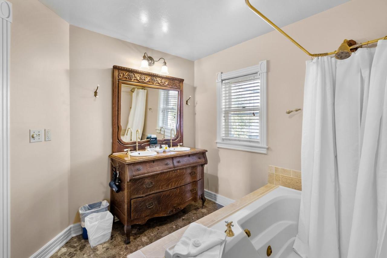 Hennessey House Bed And Breakfast Napa Exterior photo